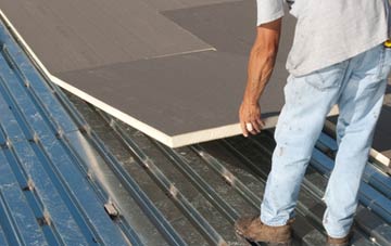 benefits of insulating Hemingford Abbots flat roofing
